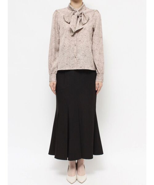 RESEXXY（リゼクシー）の「ボウタイデザインブラウス（シャツ/ブラウス・レディース・ブラック/アイボリー/ベージュ・FREE）」の5枚目の写真