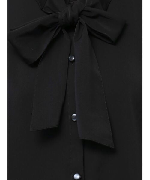 RESEXXY（リゼクシー）の「ボウタイデザインブラウス（シャツ/ブラウス・レディース・ブラック/アイボリー/ベージュ・FREE）」の7枚目の写真