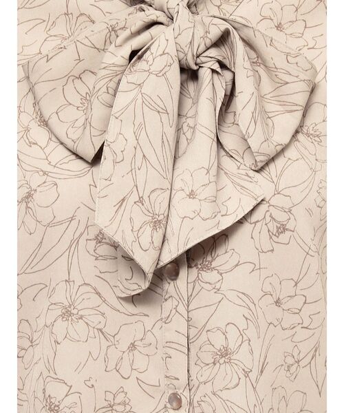 RESEXXY（リゼクシー）の「ボウタイデザインブラウス（シャツ/ブラウス・レディース・ブラック/アイボリー/ベージュ・FREE）」の20枚目の写真