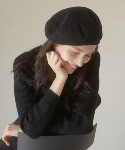 ACYM(アシーム)の「Wool flat ベレー(ハンチング/ベレー帽・レディース・ブラック/グレー・FREE)」の1枚目の写真