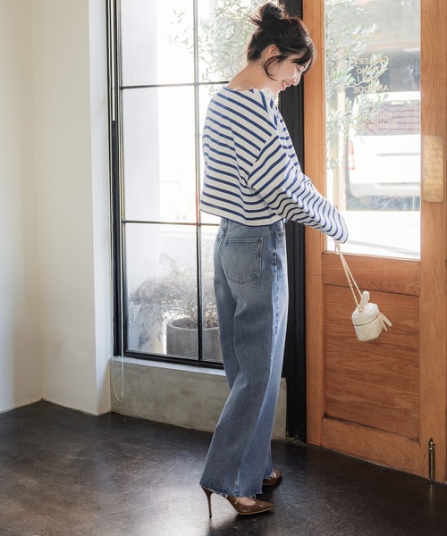 coca(coca)(コカ)の「ワイドストレートカットオフデニム(デニムパンツ・レディース・ブルー・M/L)」の2枚目の写真