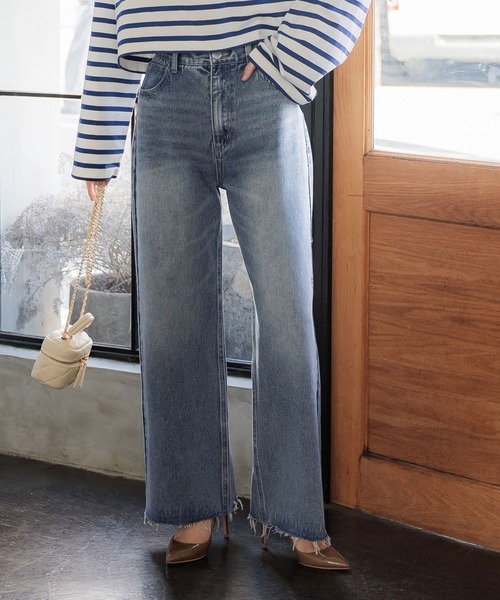 coca(coca)(コカ)の「ワイドストレートカットオフデニム(デニムパンツ・レディース・ブルー・M/L)」の9枚目の写真