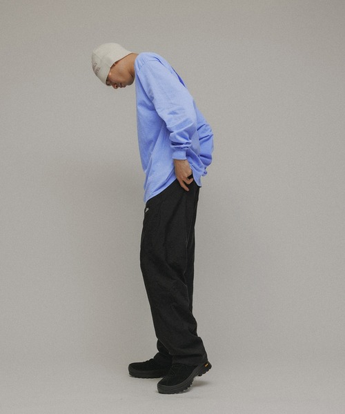 M TO R（ムウトアール）の「【24SS新作】【Henri Matisse】M TO R別注 L/S T-SHIRTS（Tシャツ/カットソー・レディース・ホワイト/ブラック/ブルー系その他5・L/M）」の4枚目の写真