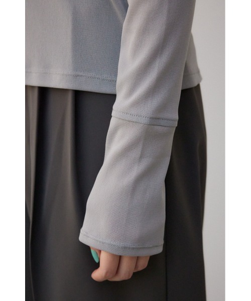 AZUL by moussy（アズールバイマウジー）の「バックスリットシアーロングトップス（Tシャツ/カットソー・レディース・アイボリー/ブラック/ブルー/ライトグレー・FREE）」の19枚目の写真