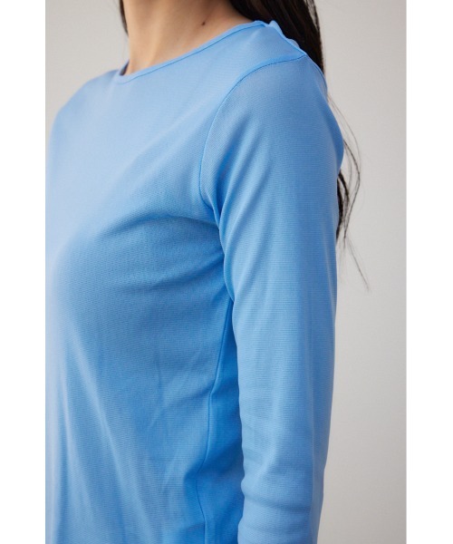 AZUL by moussy（アズールバイマウジー）の「バックスリットシアーロングトップス（Tシャツ/カットソー・レディース・アイボリー/ブラック/ブルー/ライトグレー・FREE）」の5枚目の写真