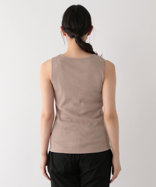 GLOBAL WORK（グローバルワーク）の「Beauteeスクエアタンク/987150（タンクトップ・レディース・イエロー/モカ/ブラック/アイボリー/ブラック×ホワイト/オフホワイト・M/S/L）」の10枚目の写真