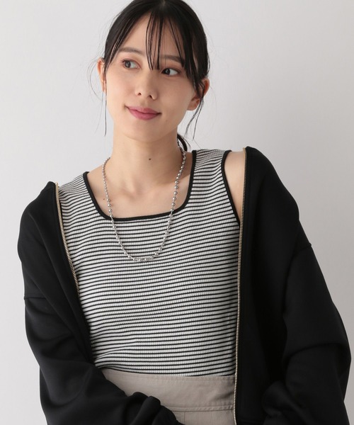 GLOBAL WORK（グローバルワーク）の「Beauteeスクエアタンク/987150（タンクトップ・レディース・イエロー/モカ/ブラック/アイボリー/ブラック×ホワイト/オフホワイト・M/S/L）」の21枚目の写真