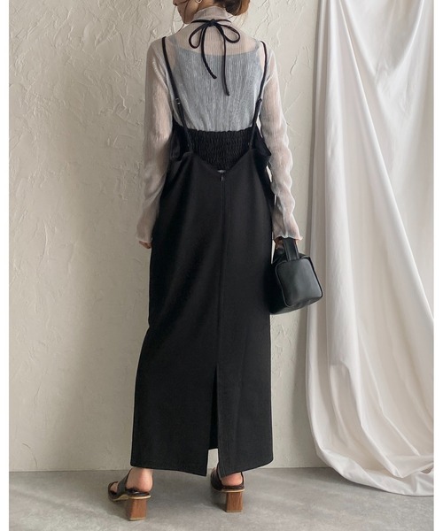 She's Closet(シーズクローゼット)の「ハイウエストバックオープンロング丈ホルターネックリボンキャミワンピース(ワンピース・レディース・ブラック・FREE)」の4枚目の写真