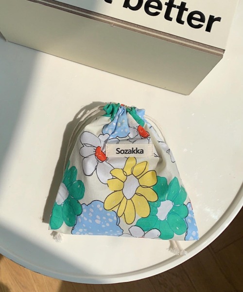 TONE SELECT GOODS（トーンセレクトグッズ）の「Liaa/花柄 巾着ポーチ A18250（ポーチ・レディース・グリーン系2/ブルー系3/ブラック/パープル/ブルー系1/ピンク系1/ピンク系2/ホワイト系4/ホワイト系6/ホワイト系3/ホワイト系5/グリーン系1/グリーン系3/ブルー系2/ホワイト系1/ホワイト系2/その他1/その他2・FREE）」の8枚目の写真