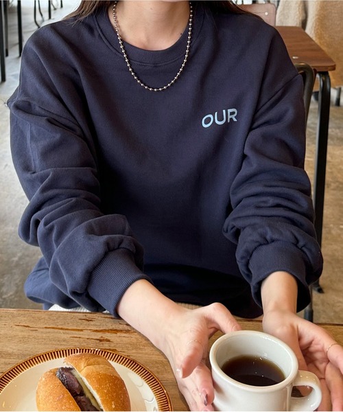 LE MORE（リモア）の「OUR CREATIVE TEAM ' バックロゴスウェット（スウェット・レディース・オートミール/ネイビー/アイボリー・FREE）」の19枚目の写真