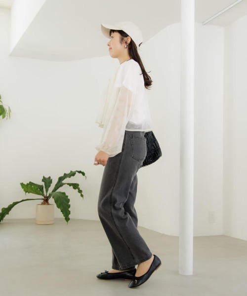 flower(フラワー)の「フリルチュールブラウス(シャツ/ブラウス・レディース・アイボリー/グレー・FREE)」の19枚目の写真