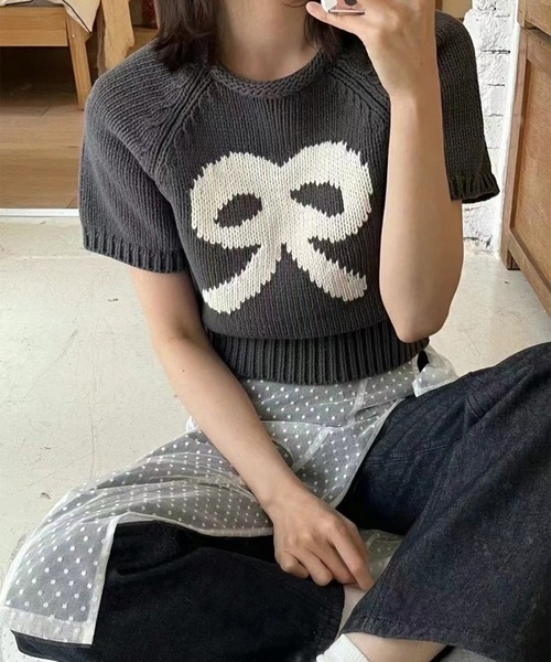 LYEON(リヨン)の「リボンジャガード半袖ニット(ニット/セーター・レディース・チャコールグレー/ピンク/アイボリー・FREE)」の9枚目の写真