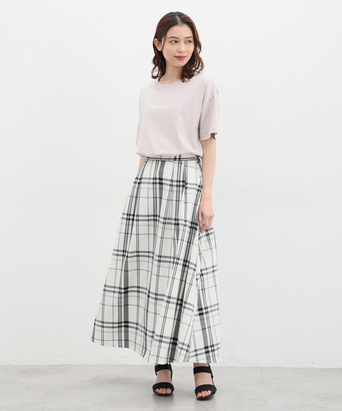 Honeys(ハニーズ)の「ロゴプリントTシャツ(Tシャツ/カットソー・レディース・スミクロ/アイボリー/ピンク系その他/オリーブ/グレイッシュベージュ・S/M/L/LL)」の18枚目の写真