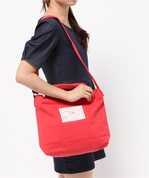 salut!（サリュ!）の「2WAYｶﾗｰﾊﾞｯｸﾞ（ショルダーバッグ・レディース・グリーン/レッド/ホワイト/イエロー・FREE）」の11枚目の写真