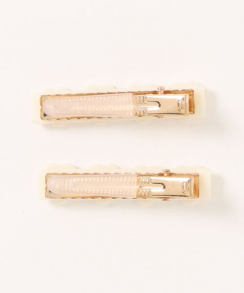 LOWRYS FARM（ローリーズファーム）の「フラワー2Pヘアクリップ 121061（ヘアバンド・レディース・オフホワイト/ピンク・FREE）」の3枚目の写真