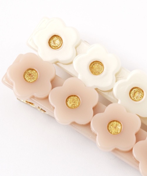 LOWRYS FARM（ローリーズファーム）の「フラワー2Pヘアクリップ 121061（ヘアバンド・レディース・オフホワイト/ピンク・FREE）」の6枚目の写真
