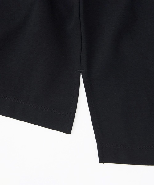 NEW BALANCE(ニューバランス)の「MET24 Women Basic Tee(Tシャツ/カットソー・レディース・オフホワイト/ブラック/オリーブ・SMALL/MEDIUM/LARGE)」の21枚目の写真