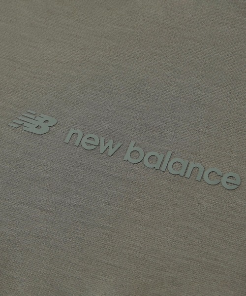 NEW BALANCE(ニューバランス)の「MET24 Women Basic Tee(Tシャツ/カットソー・レディース・オフホワイト/ブラック/オリーブ・SMALL/MEDIUM/LARGE)」の13枚目の写真