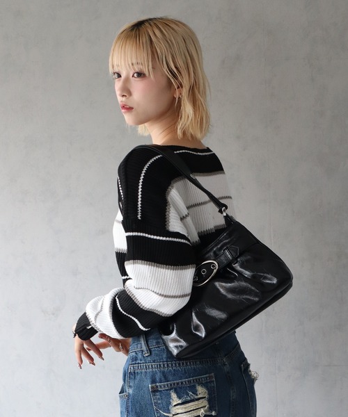 BARELY BLUE（ベアリーブルー）の「【 BARELY BLUE / ベアリーブルー 】 フロント ギャザー ベルト ハンドバッグ（ショルダーバッグ・レディース・シルバー/グレー/ブラック/ホワイト・FREE）」の21枚目の写真