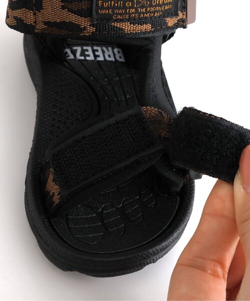 BREEZE（ブリーズ）の「アクティブテープサンダル（サンダル・キッズ・アイボリー/ブラック/ブラウン/レインボー・18/19/20/21/16/17/13/14/15 ）」の18枚目の写真