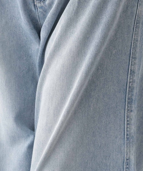 GLOBAL WORK(グローバルワーク)の「GOODデニムタックワイドパンツ/115332(デニムパンツ・レディース・ライトグレー/ライトブルー/サックスブルー・SMALL/MEDIUM/LARGE)」の18枚目の写真