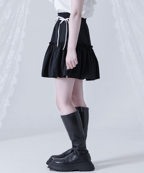 TRAVAS TOKYO(トラバス トウキョウ)の「『TRAVAS TOKYO/トラバス トーキョー』ティアードギャザースカート(スカート・レディース・ブラック/ホワイト・FREE)」の4枚目の写真