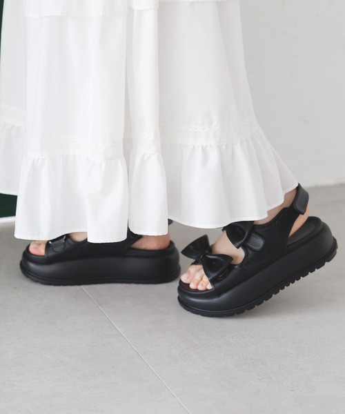 3.3 Field Trip （3.3フィールドトリップ）の「3.3 Field Trip／ダブル リボン サンダル（サンダル・レディース・その他1/ブラック・LARGE/MEDIUM）」の6枚目の写真