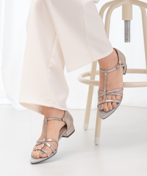 JELLY BEANS（ジェリービーンズ）の「ポインテッドクロスTストラップサンダル(210-40394)JELLY BEANS(ジェリービーンズ)（サンダル・レディース・シルバー/ブラック/ライトピンク・S/M/L）」の3枚目の写真