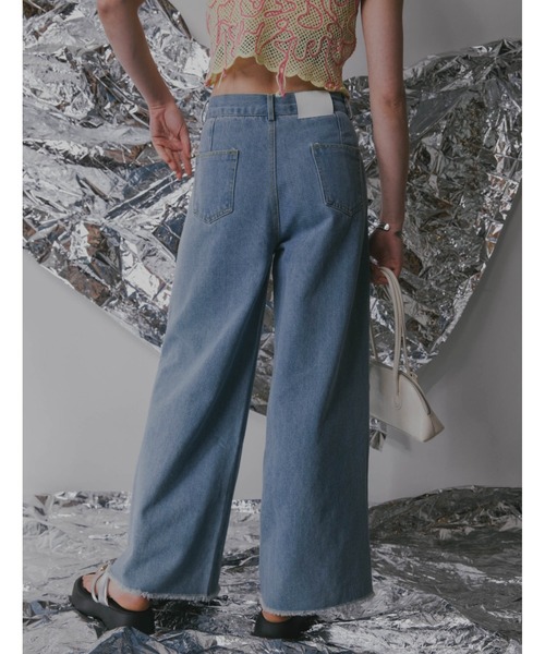 Solace(ソレイス)の「タックワイドデニムパンツ(デニムパンツ・レディース・ブルー・SMALL/MEDIUM)」の20枚目の写真
