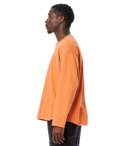 Sandinista（サンディニスタ）の「American Cotton Round L-S Tee / アメリカンコットン後染め裾ラウンド長袖Tシャツ（Tシャツ/カットソー・メンズ・ブラック/ダークオレンジ/ナチュラル/ベージュ系その他・LARGE/MEDIUM/SMALL）」の11枚目の写真