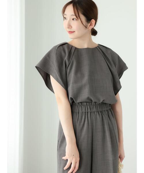 Te chichi TERRASSE（テチチテラス）の「【セットアップ可】麻調タックブラウス（シャツ/ブラウス・レディース・ベージュ/ブラック/チャコールグレー・F）」の3枚目の写真