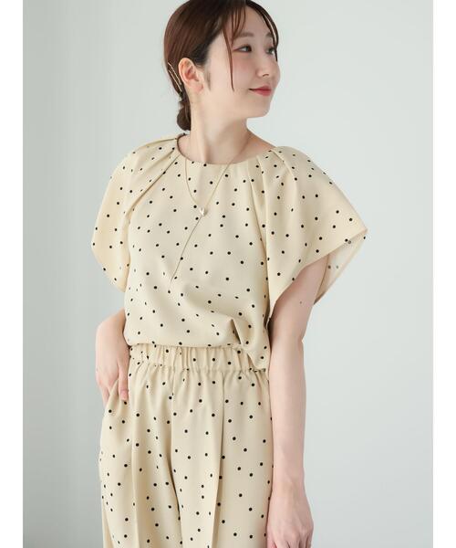 Te chichi TERRASSE（テチチテラス）の「【セットアップ可】麻調タックブラウス（シャツ/ブラウス・レディース・ベージュ/ブラック/チャコールグレー・F）」の9枚目の写真