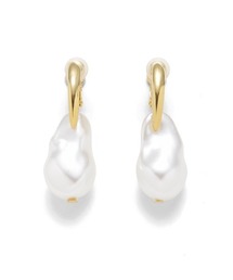 メタル変形パールイヤリング