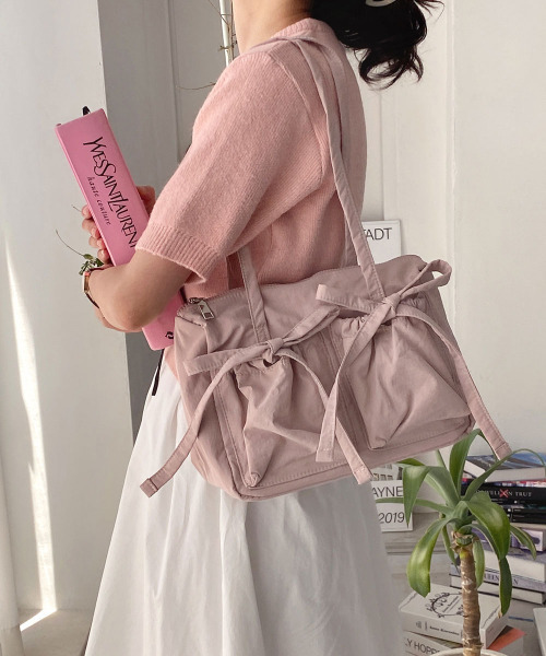 VIVID LADY(ビビッドレディー)の「バレエコアショルダーバッグ レディース 肩掛け(ショルダーバッグ・レディース・ブラック/ベージュ/ピンク/オリーブ・FREE)」の19枚目の写真