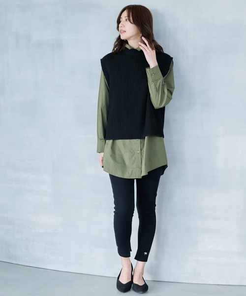 Arnold Palmer(アーノルドパーマー)の「ニットベスト × シャツ チュニック レイヤード セット(アンサンブル・レディース・ベージュ/ブラック・S/M/L)」の13枚目の写真