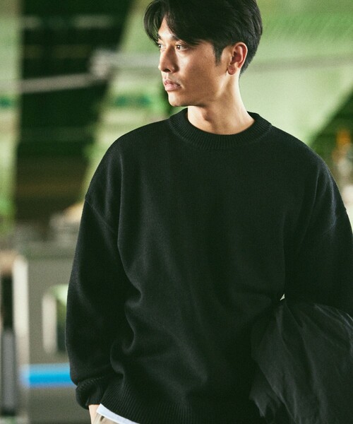 FREAK'S STORE（フリークスストア）の「限定展開 リラックスフィット イージーケア ウォッシャブル クルーネックニット（ニット/セーター・メンズ・グレイッシュブルー/グリーン/レッド/グレー/ネイビー/ダークブラウン/ブラック・SMALL/MEDIUM/LARGE）」の20枚目の写真