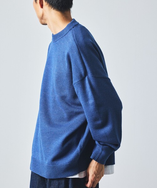 FREAK'S STORE（フリークスストア）の「限定展開 リラックスフィット イージーケア ウォッシャブル クルーネックニット（ニット/セーター・メンズ・グレイッシュブルー/グリーン/レッド/グレー/ネイビー/ダークブラウン/ブラック・SMALL/MEDIUM/LARGE）」の14枚目の写真