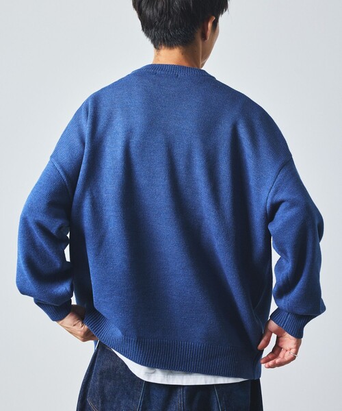 FREAK'S STORE（フリークスストア）の「限定展開 リラックスフィット イージーケア ウォッシャブル クルーネックニット（ニット/セーター・メンズ・グレイッシュブルー/グリーン/レッド/グレー/ネイビー/ダークブラウン/ブラック・SMALL/MEDIUM/LARGE）」の13枚目の写真