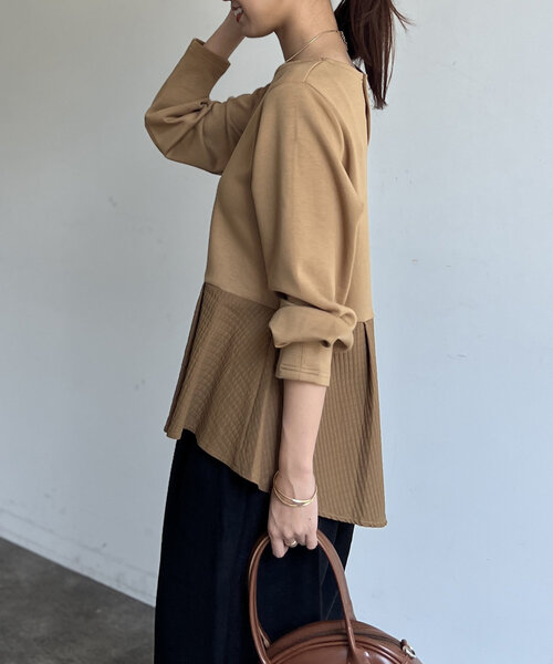 Chez toi(シェトワ)の「ダンボール×ジャガード切替ペプラムプルオーバー(Tシャツ/カットソー・レディース・ブラック/キャメル/ネイビー・FREE)」の14枚目の写真