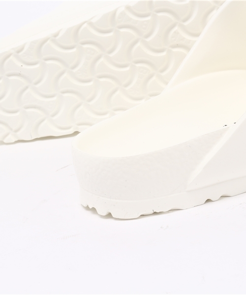 MOUSSY（マウジー）の「BIRKENSTOCK ARIZONA（サンダル・レディース・ホワイト/ブラック/レッド・MEDIUM/LARGE/SMALL）」の9枚目の写真