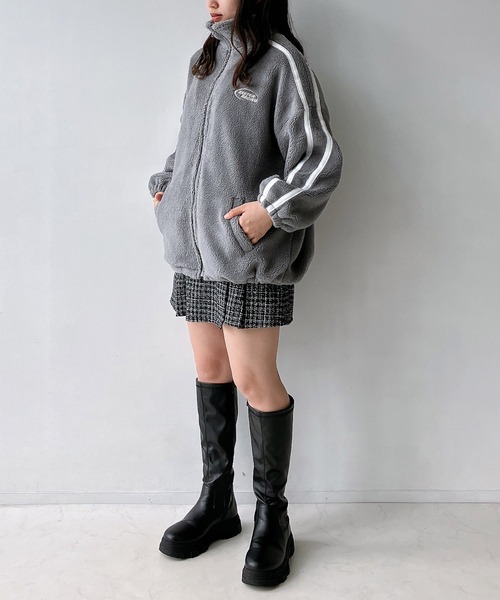 AS KNOW AS plus（アズノゥアズプラス）の「◇選べるアソートデザイン スタンドカラーボアブルゾン【UNISEX ITEM】（ブルゾン・レディース・アイボリー/ブラック/グレー/ホワイト系その他/ベージュ系その他・FREE）」の17枚目の写真