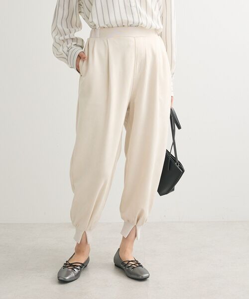 Green　Parks（グリーンパークス）の「・furryrateポンチスエードジョガーパンツ（その他パンツ・レディース・グリーン/モカ/チャコールグレー/アイボリー・FREE）」の2枚目の写真