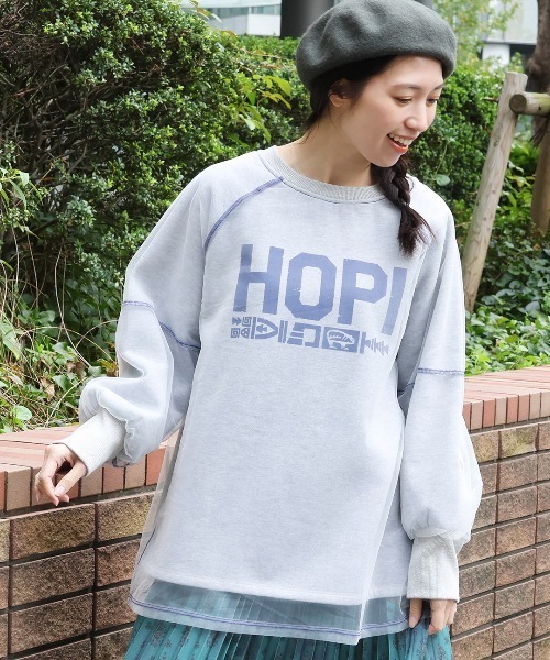 チチカカ(チチカカ)の「チュールレイヤードスウェットプルオーバー(Tシャツ/カットソー・レディース・グレー/ブラック/カーキ・FREE)」の1枚目の写真