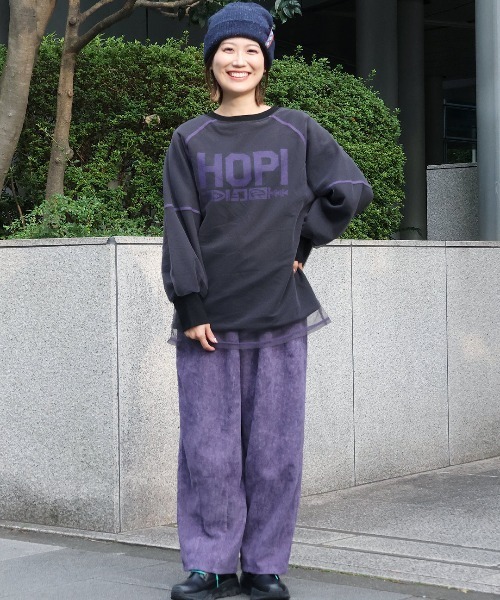 チチカカ(チチカカ)の「チュールレイヤードスウェットプルオーバー(Tシャツ/カットソー・レディース・グレー/ブラック/カーキ・FREE)」の4枚目の写真