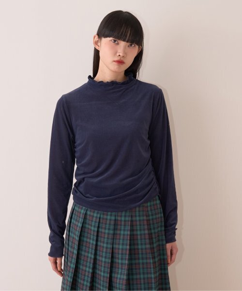 Mi-je(ミジェ)の「シアーベロアトップス【韓国ファッション】(Tシャツ/カットソー・レディース・ブラック/アイボリー/ネイビー/ピンク・M/S)」の3枚目の写真
