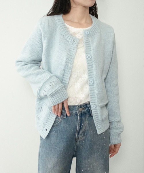 on:nue(オンニュ)の「【on:nue】パンチングニットカーディガン(カーディガン/ボレロ・レディース・アイボリー/スカイブルー・FREE)」の1枚目の写真