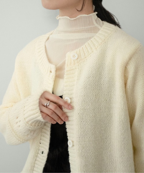 on:nue(オンニュ)の「【on:nue】パンチングニットカーディガン(カーディガン/ボレロ・レディース・アイボリー/スカイブルー・FREE)」の13枚目の写真