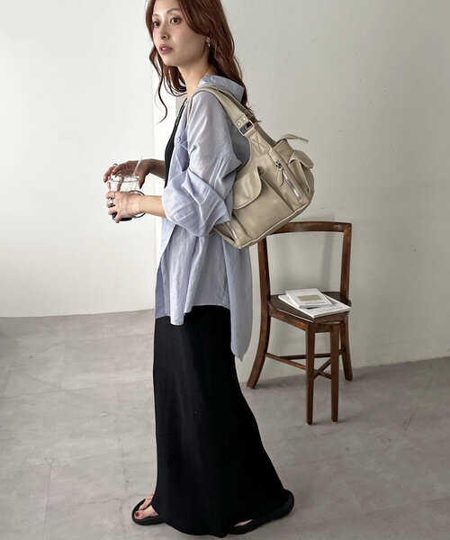 DISCOAT（ディスコート）の「アウトポケットジップ使いバッグ（ショルダーバッグ・レディース・チャコールグレー/ブラック/ブラウン/アイボリー・FREE）」の21枚目の写真