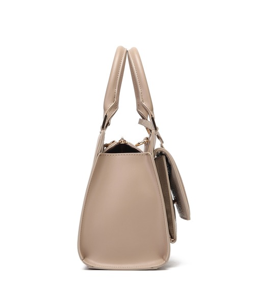 MERCURYDUO（マーキュリーデュオ）の「【MERCURYDUO/マーキュリーデュオ】メタリッククラック調型押し フラップハンドバッグ（ハンドバッグ・レディース・グレイッシュベージュ/アイボリー/ブラック・FREE）」の9枚目の写真