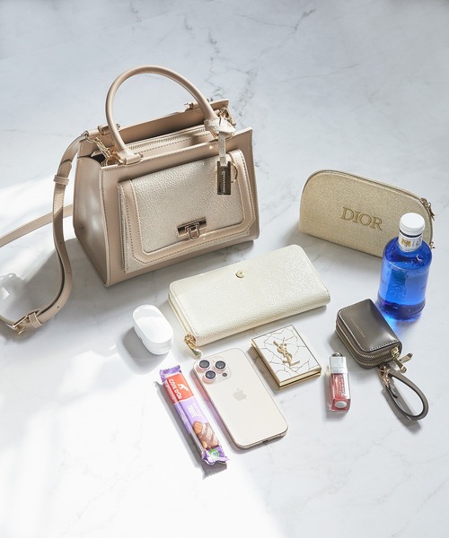 MERCURYDUO（マーキュリーデュオ）の「【MERCURYDUO/マーキュリーデュオ】メタリッククラック調型押し フラップハンドバッグ（ハンドバッグ・レディース・グレイッシュベージュ/アイボリー/ブラック・FREE）」の20枚目の写真